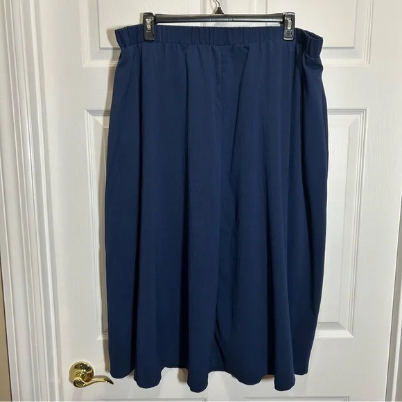 Emery Rose Elegant Navy A-Line Skirt - Picture 4 of 5